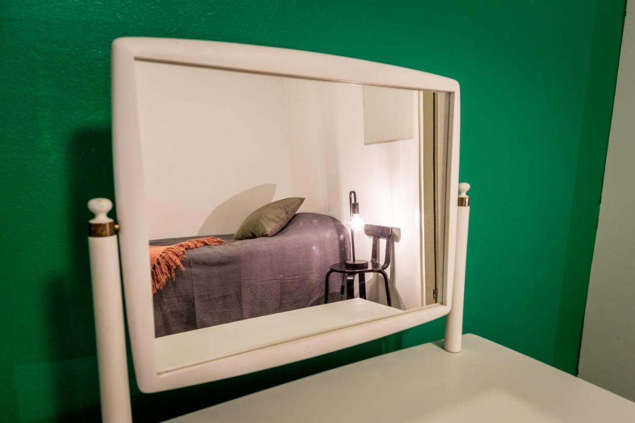 Kulkuri Hostellit Haemeenlinna Exteriör bild