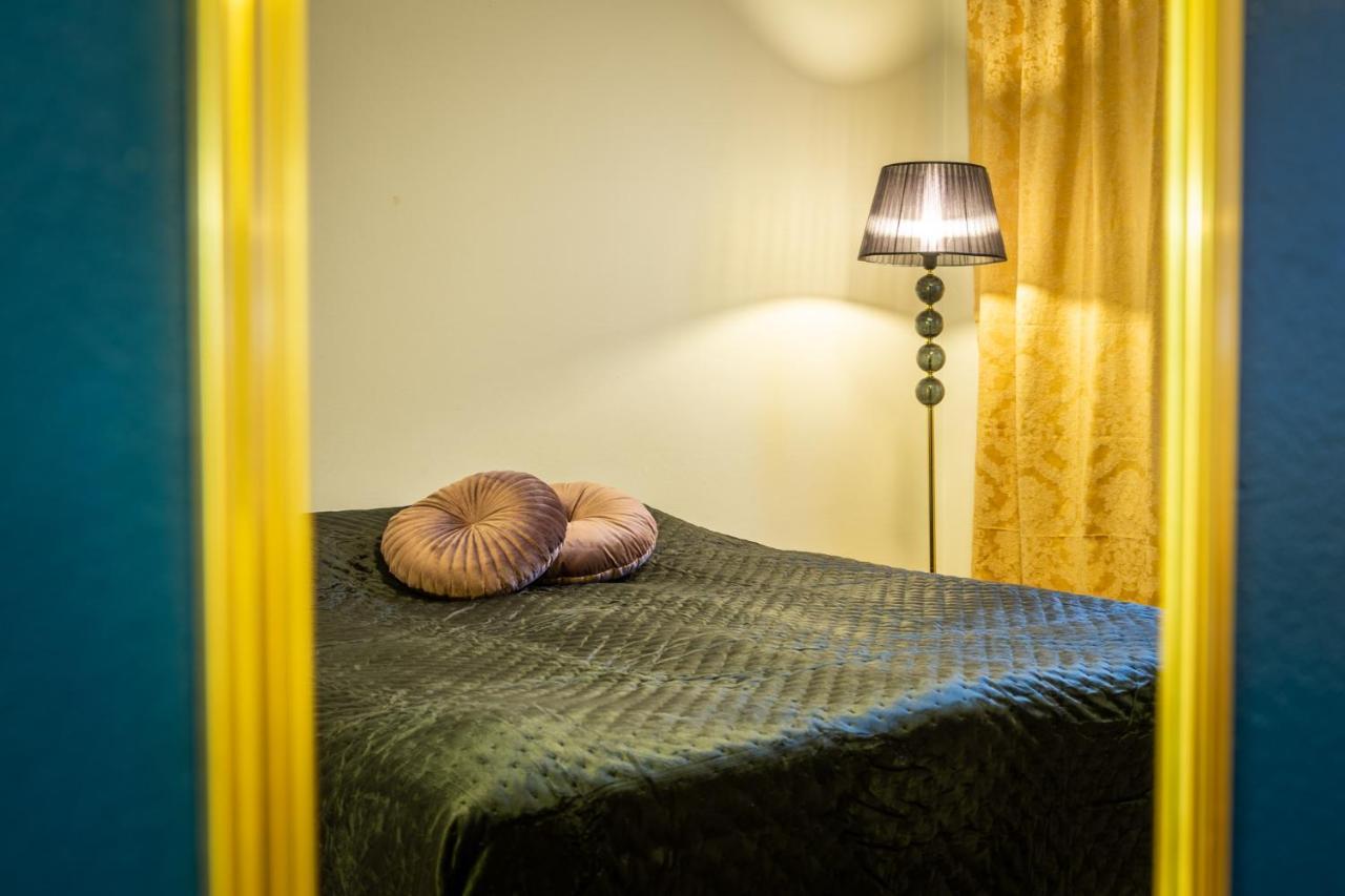 Kulkuri Hostellit Haemeenlinna Exteriör bild