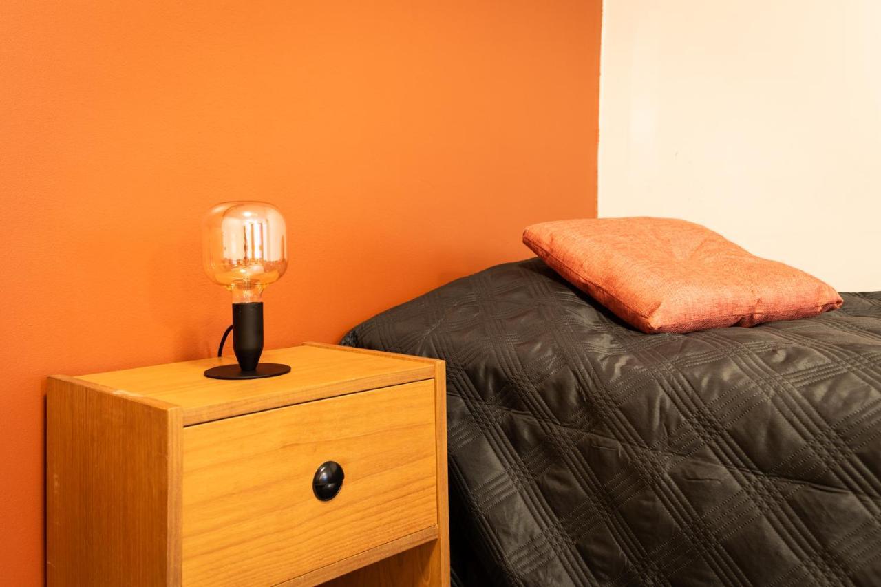 Kulkuri Hostellit Haemeenlinna Exteriör bild